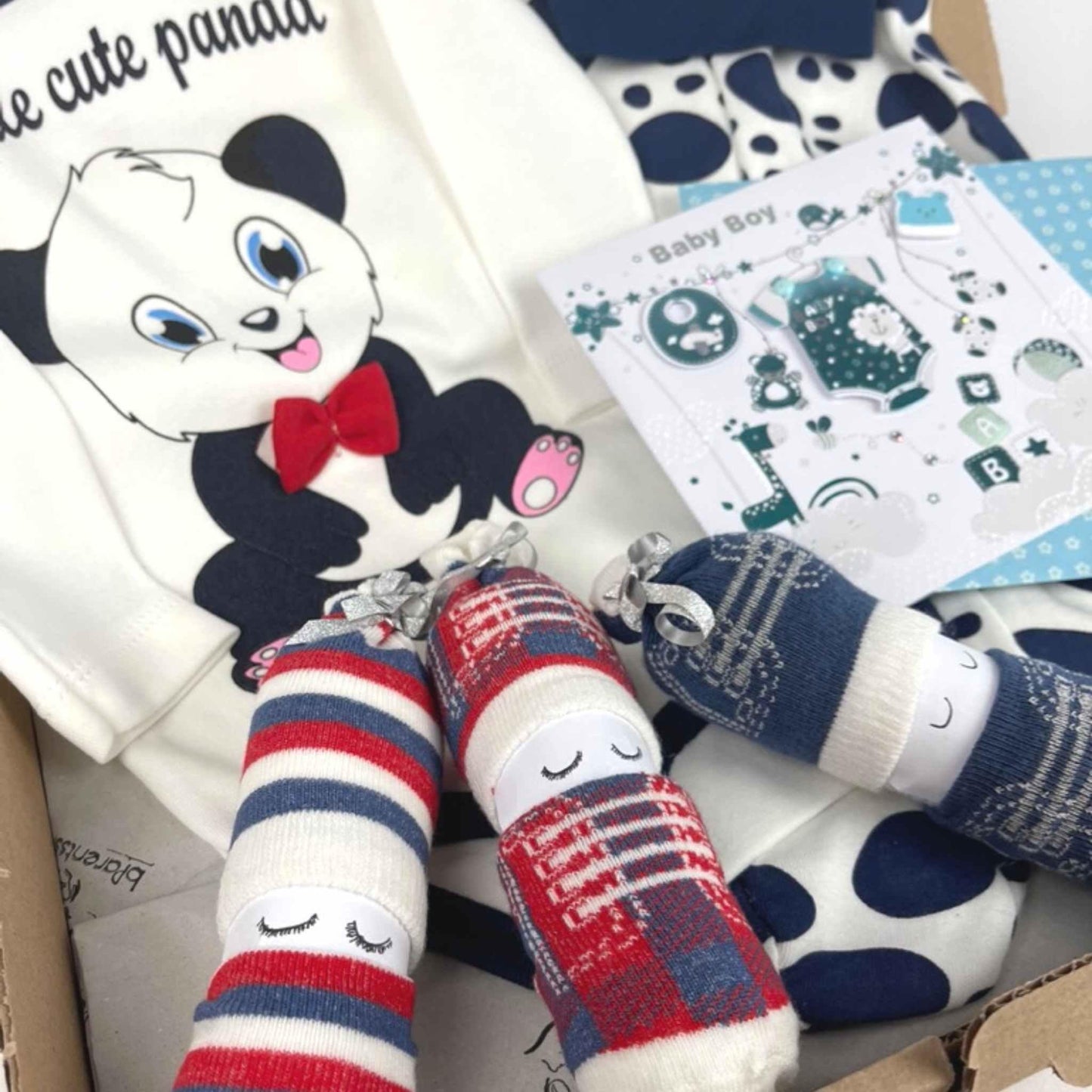 Baby_geschenke_junge_Babykleidung.jpg