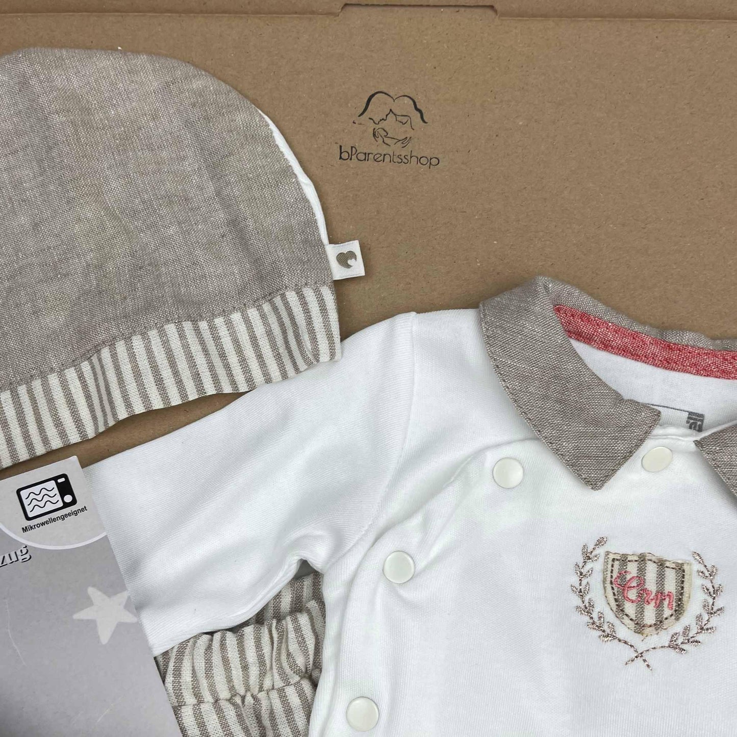 Baby_geschenke_neutral_Babykleidung.jpg