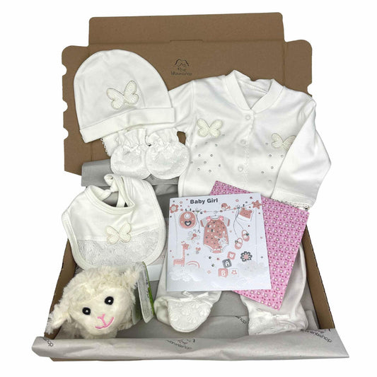 babygeschenk_neugeboren_mädchen_babykleidung.jpg
